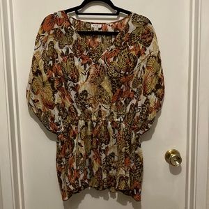 Gorgeous pleated patterned blouse